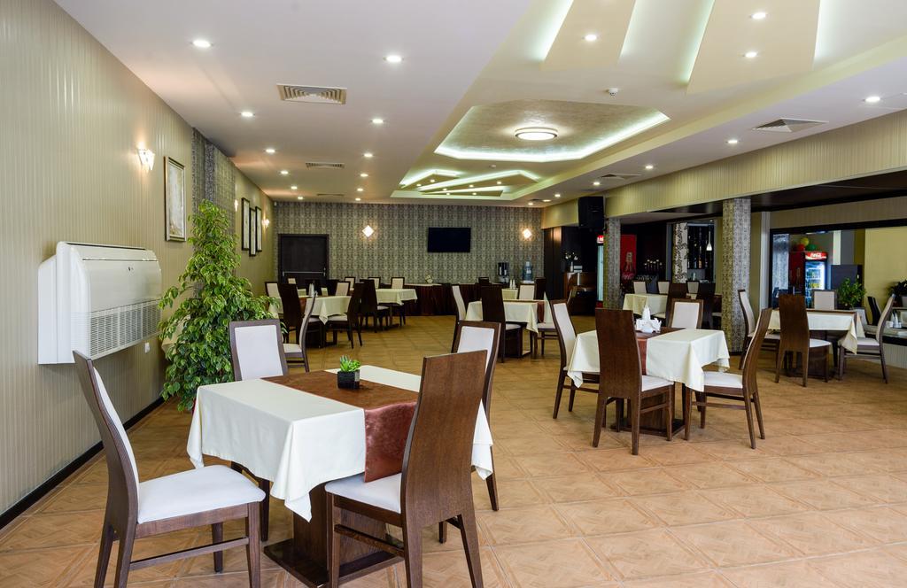 Teodora Palace Hotel Ruse Ngoại thất bức ảnh