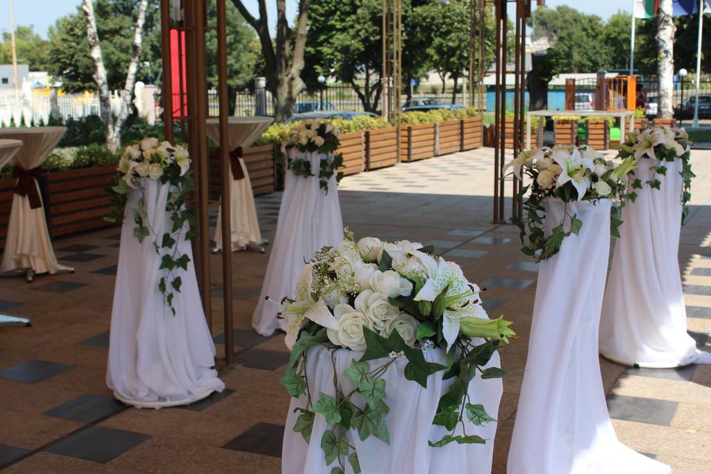 Teodora Palace Hotel Ruse Ngoại thất bức ảnh
