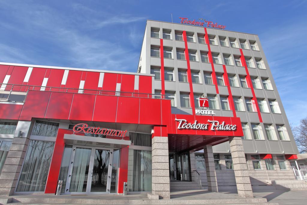 Teodora Palace Hotel Ruse Ngoại thất bức ảnh